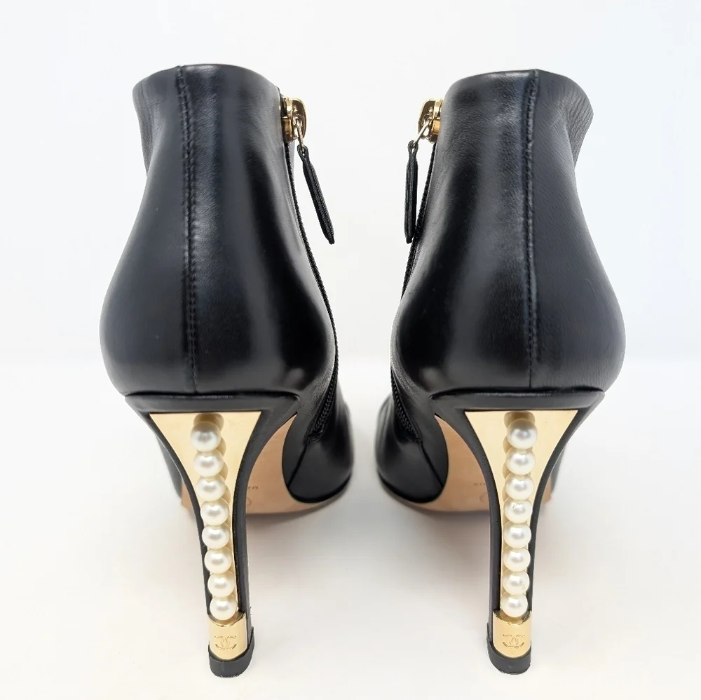 Chanel Cap Toe Pearl Stiletto Heel Black Ankle Boots Celebrity CC Logo Size 37